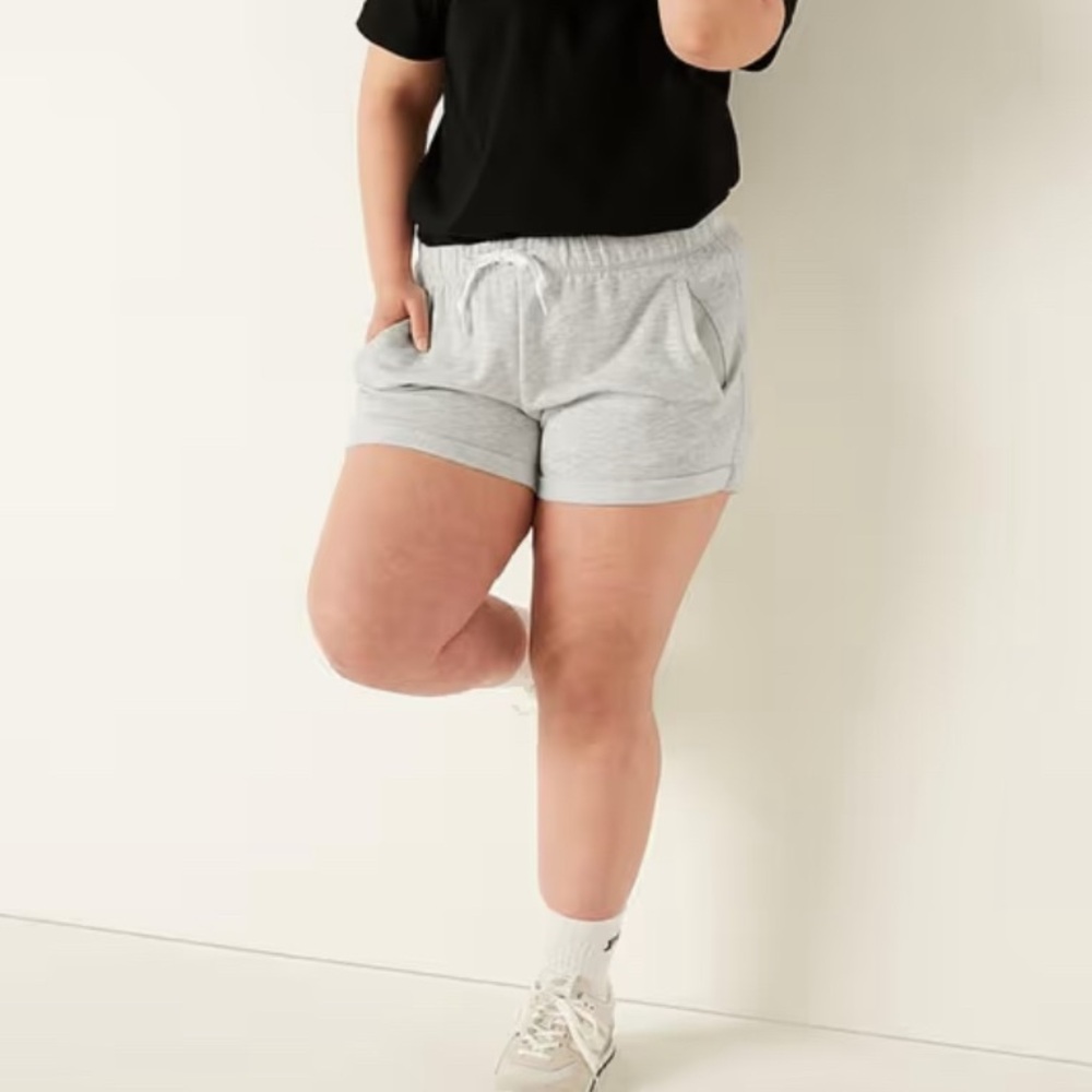 275 Athletic Shorts Women's in Gray